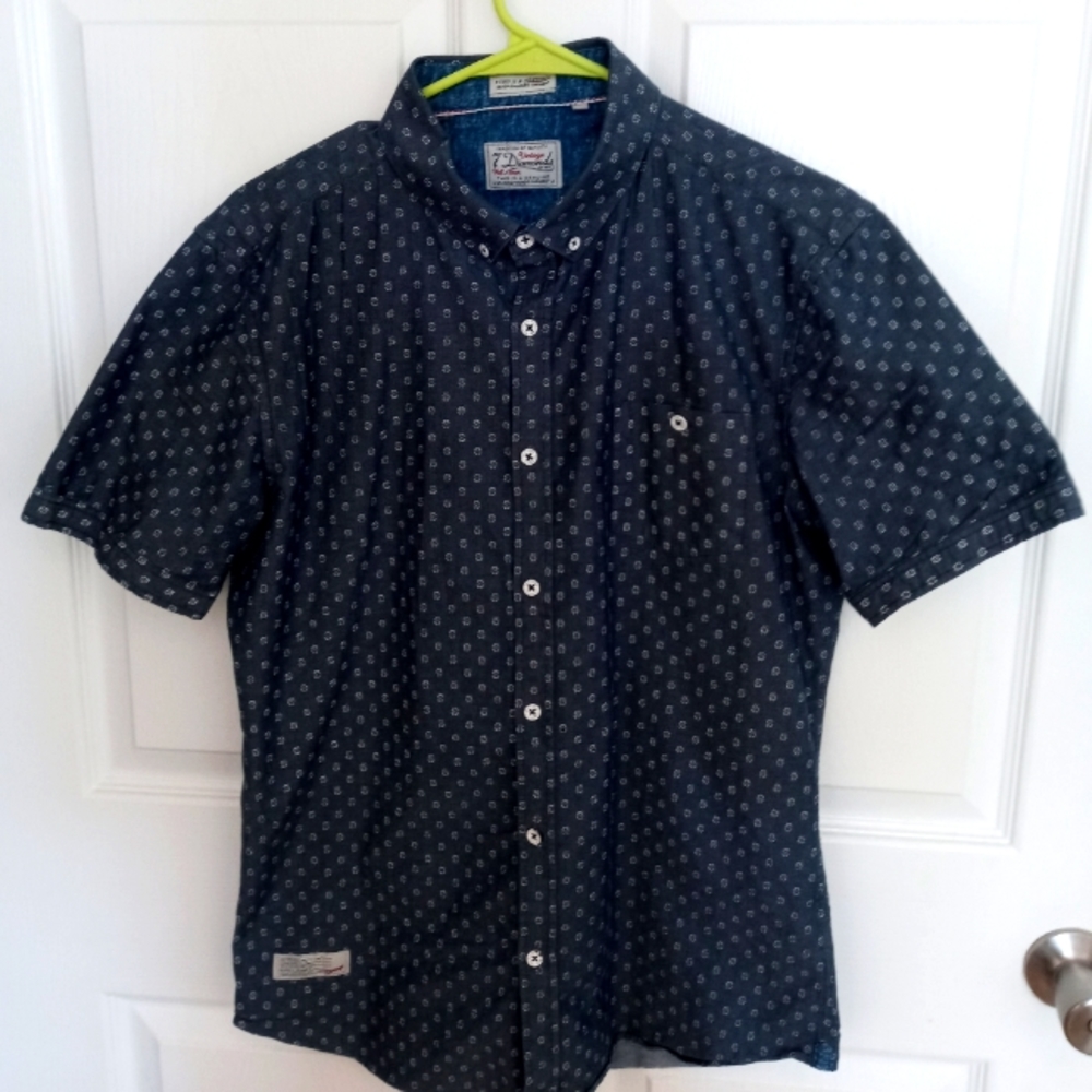 7 Diamonds blue The Stars short sleeve button down unisex shirt with pocket